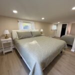 06-bedroom-king-bed